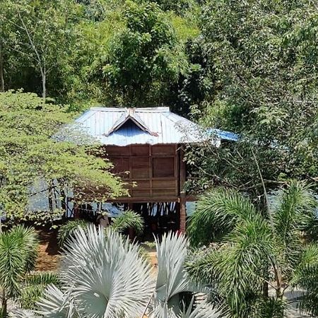 Thabasiya Resorts Kuzhittura Bagian luar foto